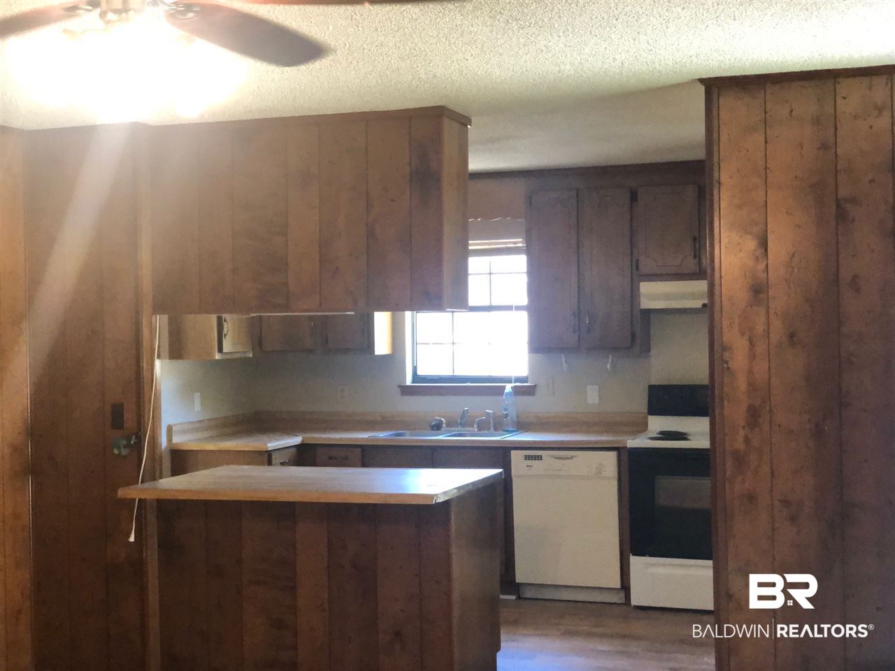 23161 Rochelle Loop Robertsdale, AL 36567 - Photo 5 of 14