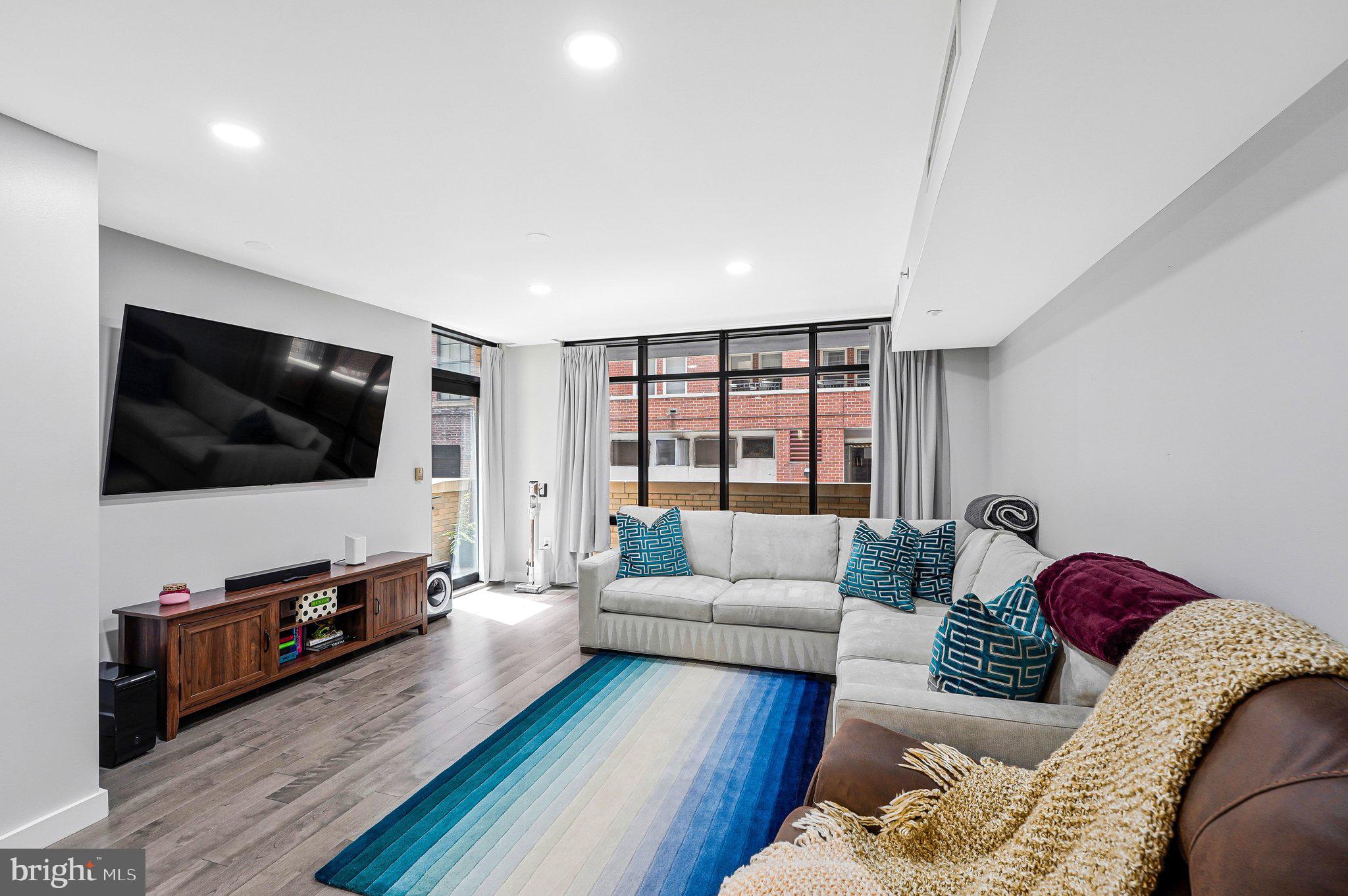 912 F Street Northwest, Unit T00 Washington, DC 20004 - Photo 7 of 22