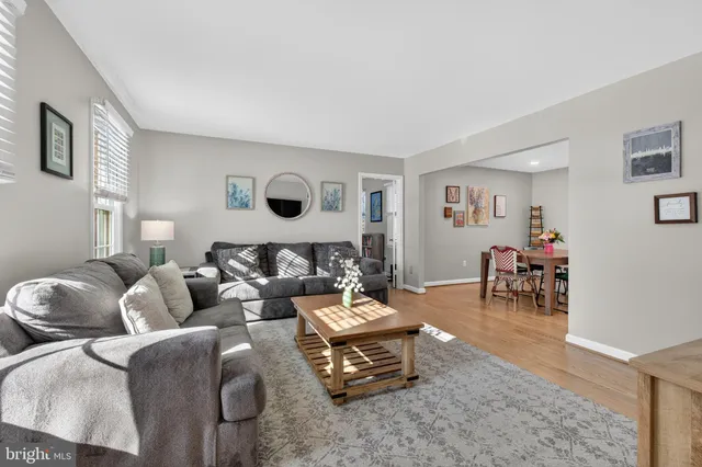 $1,299,990 | 11922 Holly Spring Drive, Great Falls, VA 22066