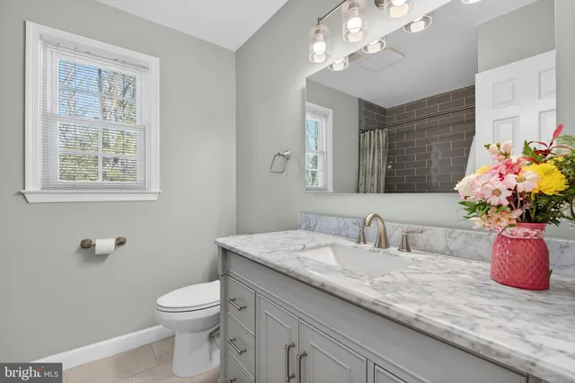 $1,299,990 | 11922 Holly Spring Drive, Great Falls, VA 22066