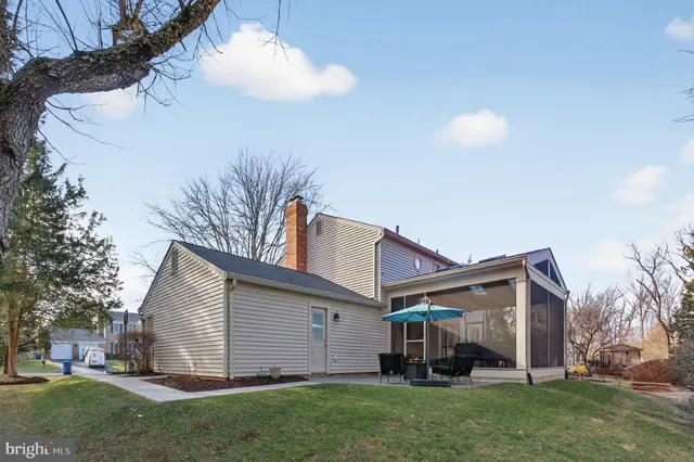 $1,299,990 | 11922 Holly Spring Drive, Great Falls, VA 22066