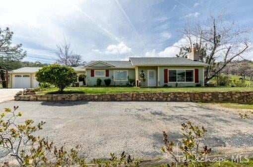 21305 Old Town Road Tehachapi, CA 93561 - Photo 2 of 26 Gallery Image 2