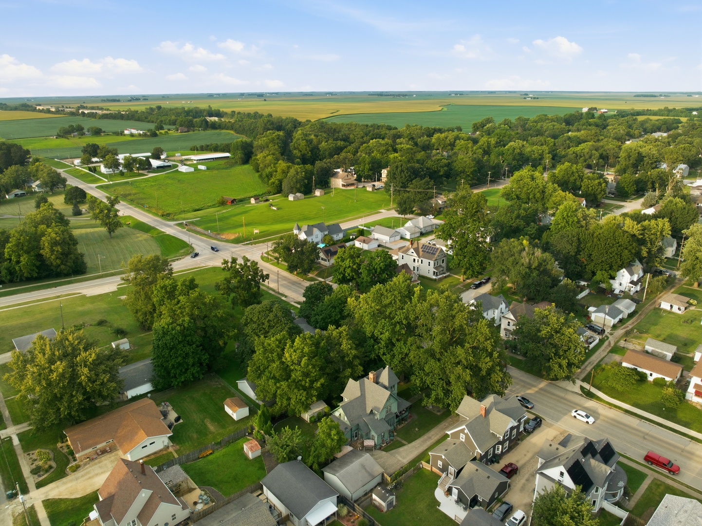 719 North Center Street Clinton, IL 61727 - Photo 49 of 55 Gallery Image 49