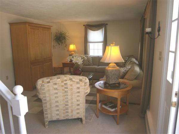 15 Ledge Road Haverhill, MA 01830 - Photo 12 of 22 Gallery Image 12