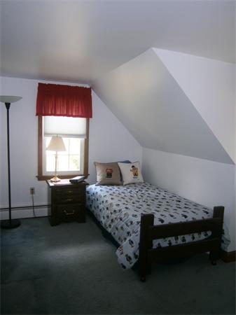15 Ledge Road Haverhill, MA 01830 - Photo 19 of 22 Gallery Image 19