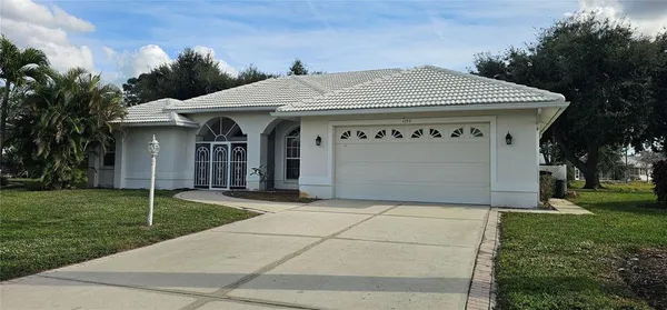 $2,499 | 1152 Deardon Drive, Venice, FL 34292