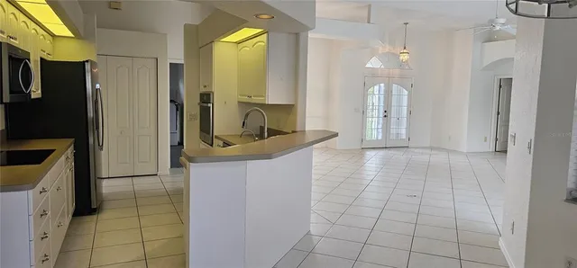 $2,550 | 1152 Deardon Drive, Venice, FL 34292