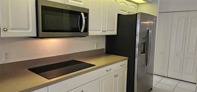 $2,550 | 1152 Deardon Drive, Venice, FL 34292