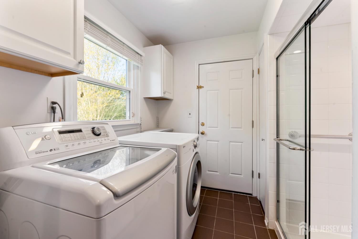 6 Grace Road East Brunswick, NJ 08816 - Photo 18 of 38