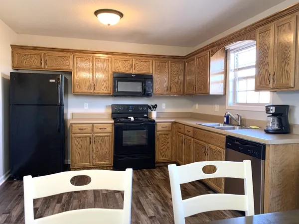 $2,500 | 556 Oakmont Drive, Clarksville, TN 37042