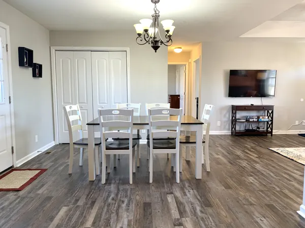 $2,500 | 556 Oakmont Drive, Clarksville, TN 37042