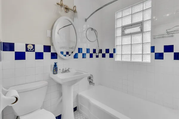 $549,500 | 228 West Grove Street, Lombard, IL 60148