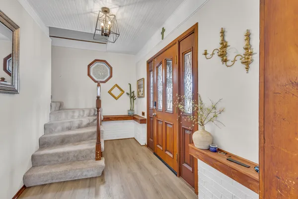 $549,500 | 228 West Grove Street, Lombard, IL 60148