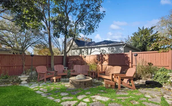 $549,500 | 228 West Grove Street, Lombard, IL 60148