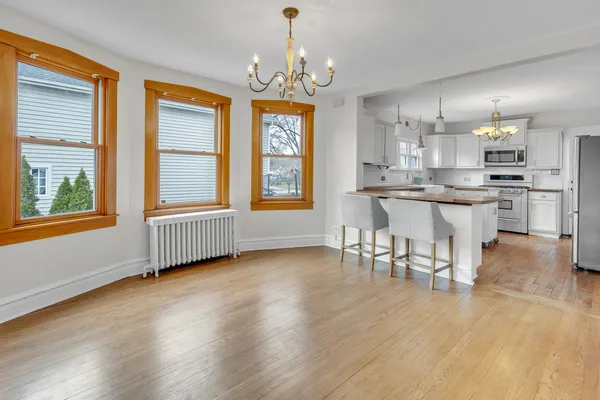 $549,500 | 228 West Grove Street, Lombard, IL 60148