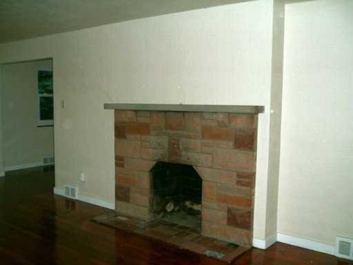 1103 Girard Road Whitehall, PA 15227 - Photo 2 of 6 Gallery Image 2