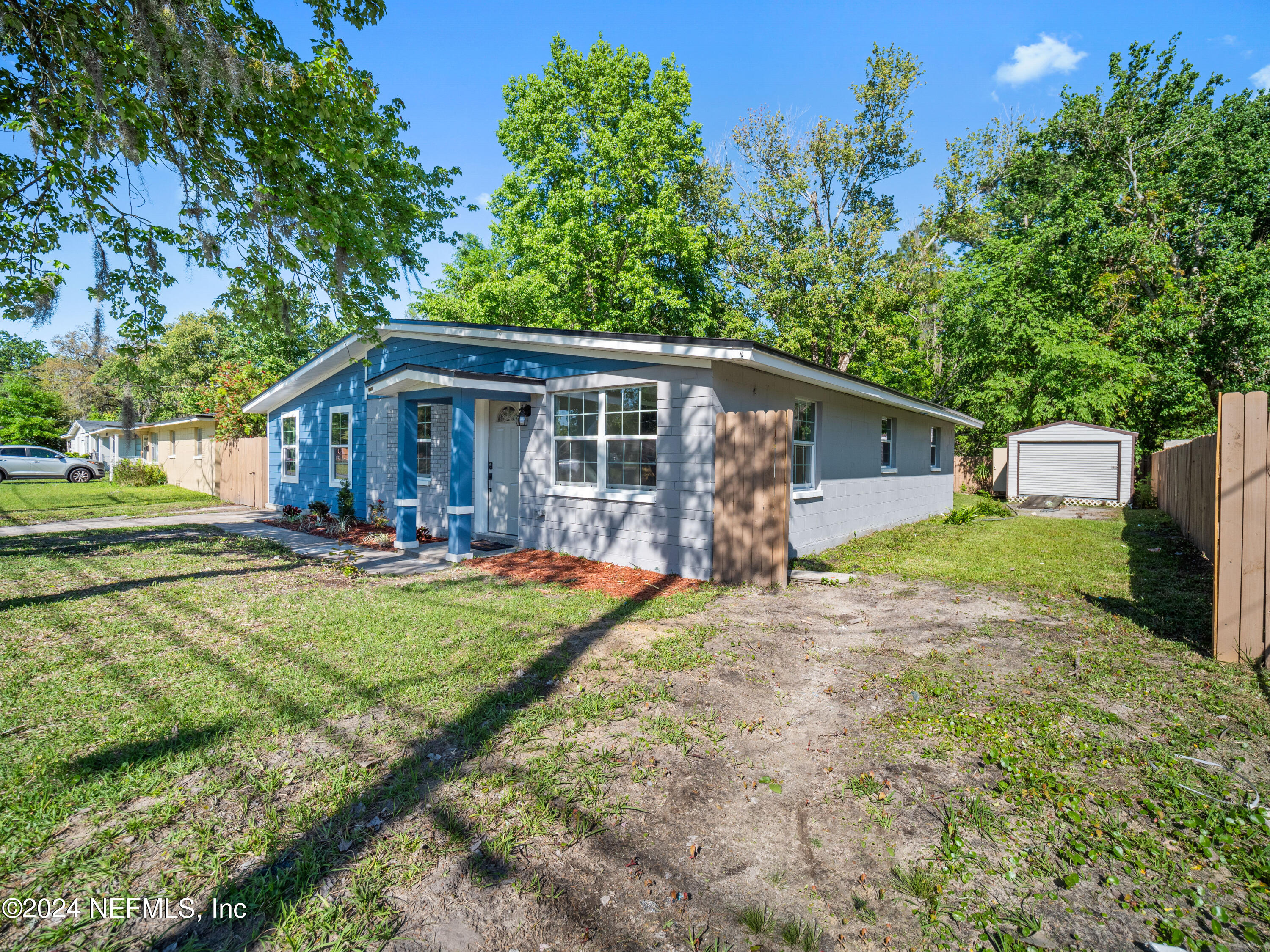 5609 Tampico Road Jacksonville, FL 32244 - Photo 3 of 29 Right Side & Drive Way
