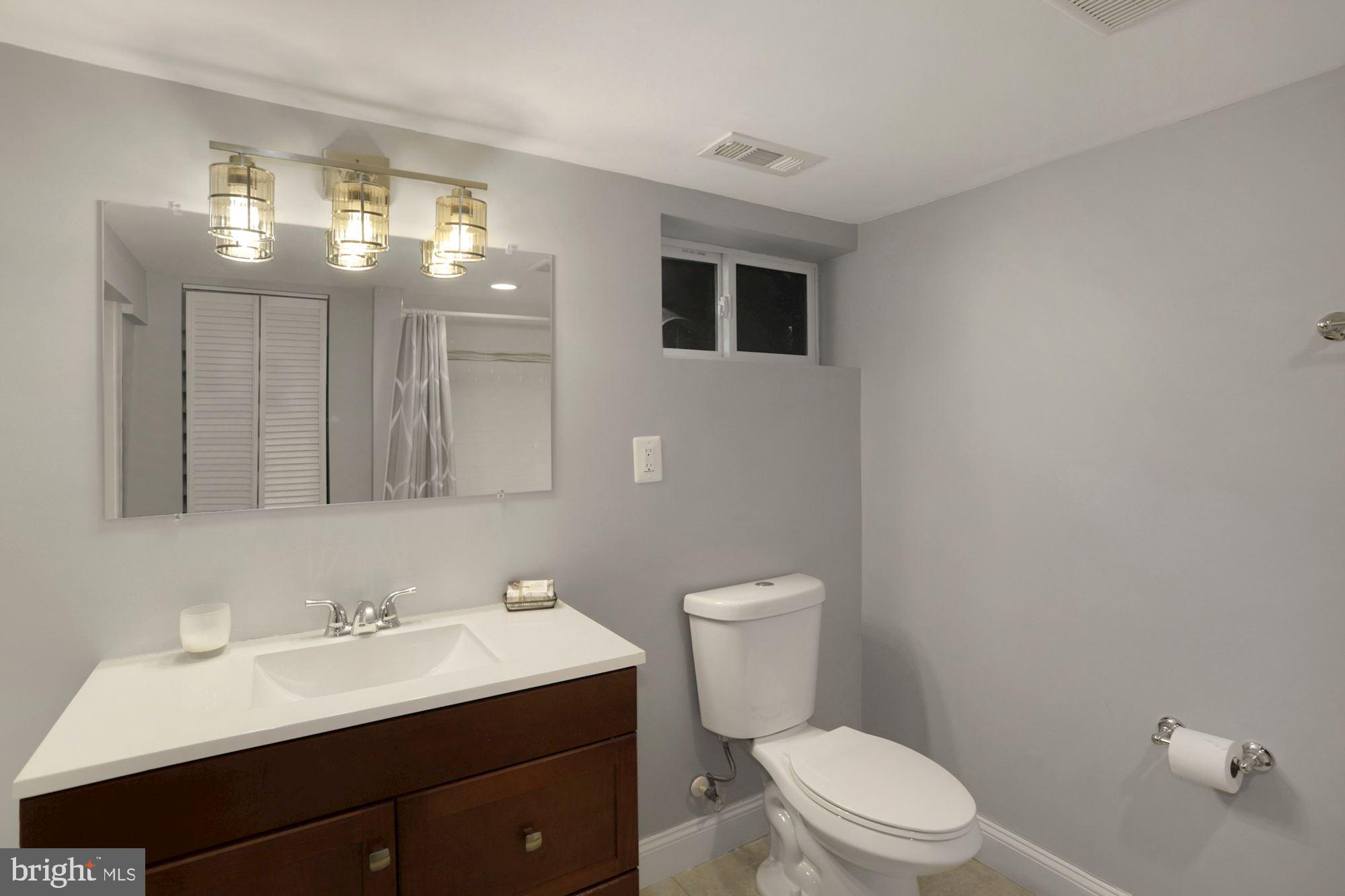 10020 Renfrew Road Silver Spring, MD 20901 - Photo 15 of 26