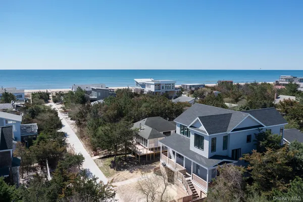 $2,200,000 | 44 Island Walk, Ocean Beach, NY 11770
