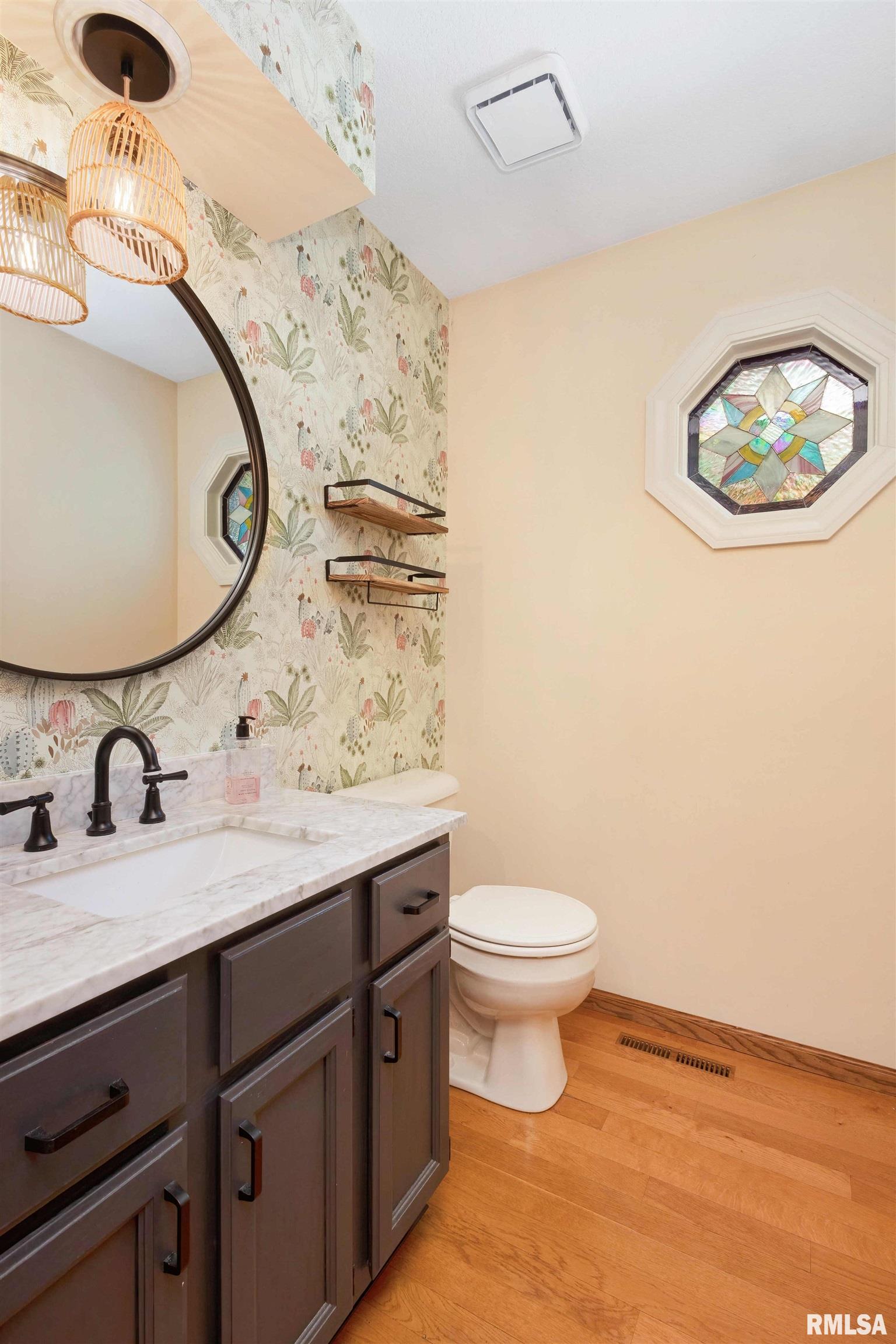 4960 Fox Ridge Road Bettendorf, IA 52722 - Photo 19 of 39 Gallery Image 19