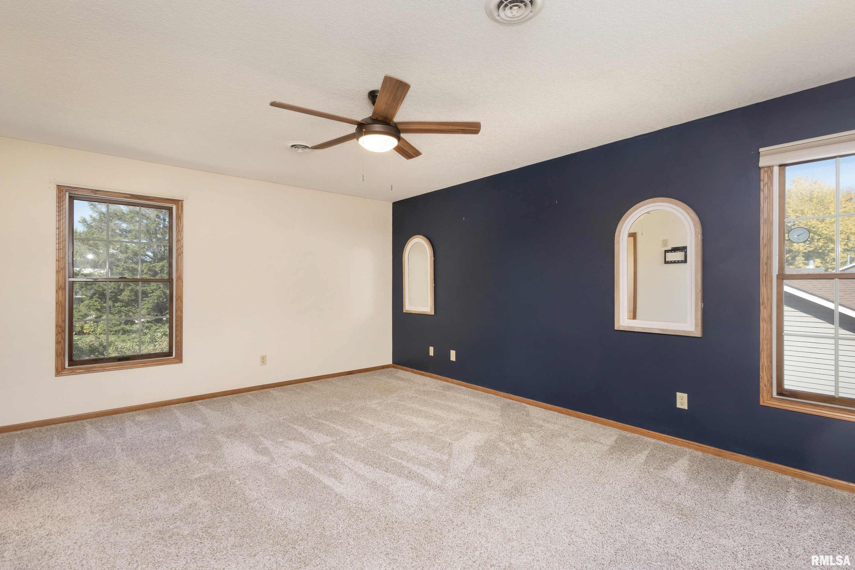 4960 Fox Ridge Road Bettendorf, IA 52722 - Photo 20 of 39 Gallery Image 20