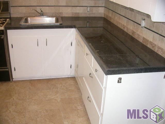 2111 Edinburgh Avenue, Unit B Baton Rouge, LA 70808 - Photo 4 of 18