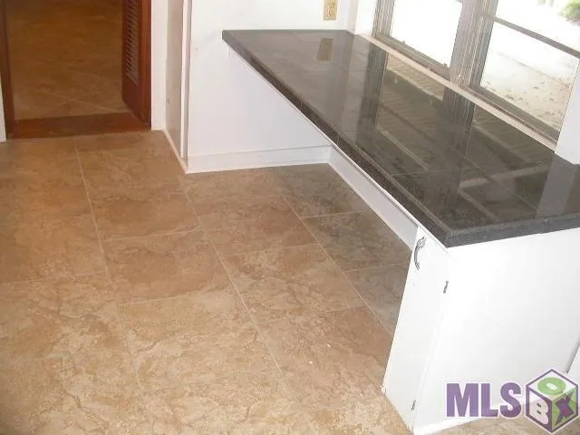 $1,500 | 2111 Edinburgh Avenue, Unit B, Baton Rouge, LA 70808