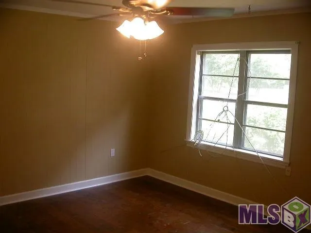 $1,350 | 2111 Edinburgh Avenue, Unit B, Baton Rouge, LA 70808