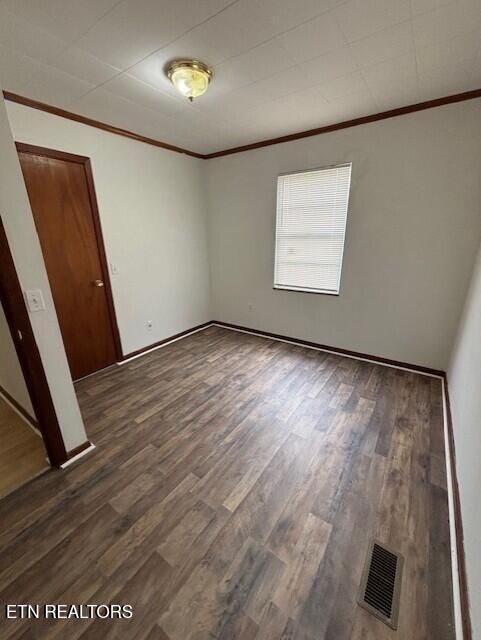 346 West Dumplin Valley Road Kodak, TN 37764 - Photo 15 of 26 346 W Dumplin Valley Bedroom 2