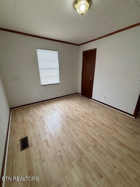 346 West Dumplin Valley Road Kodak, TN 37764 - Photo 16 of 26 346 W Dumplin Valley Bedroom 3