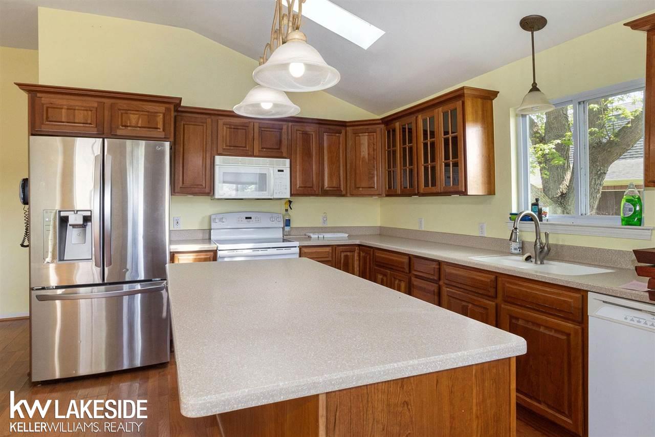 1615 Hadley Road Lapeer, MI 48446 - Photo 9 of 47