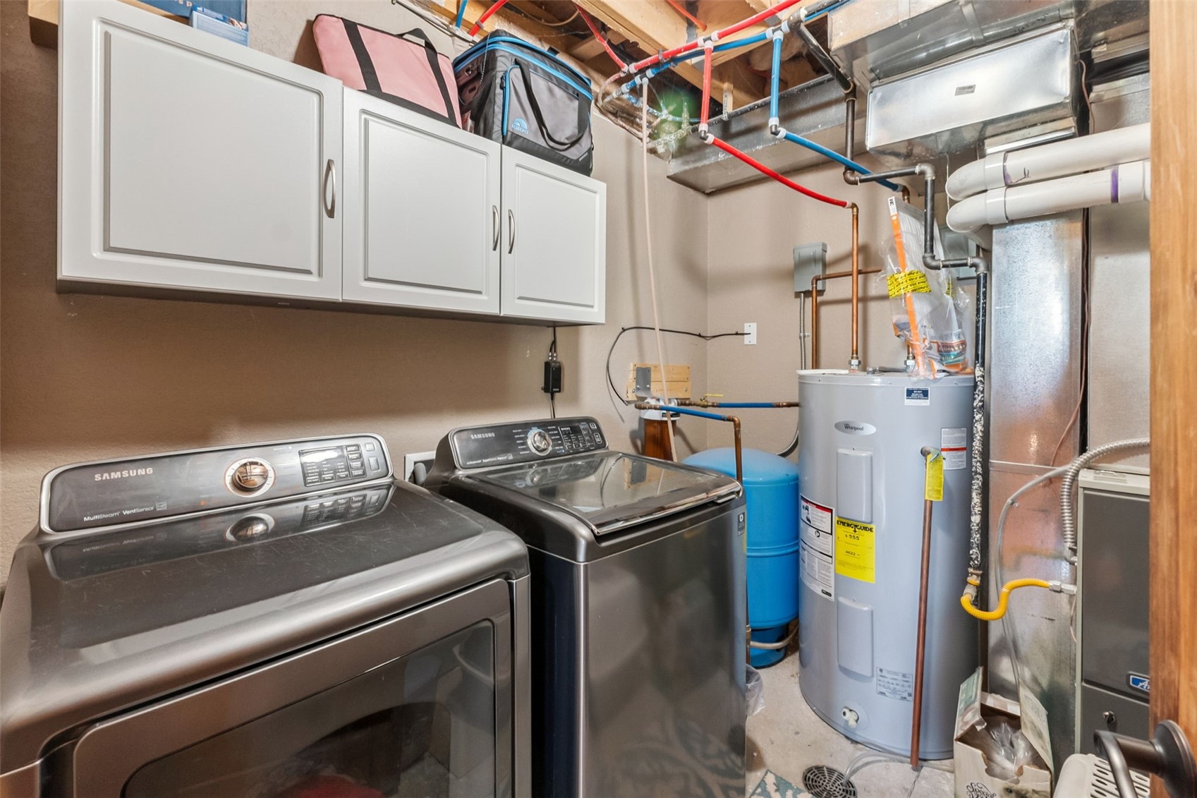 889 Venture Road Fairplay, CO 80440 - Photo 25 of 38 a utility room with dryer and washer
