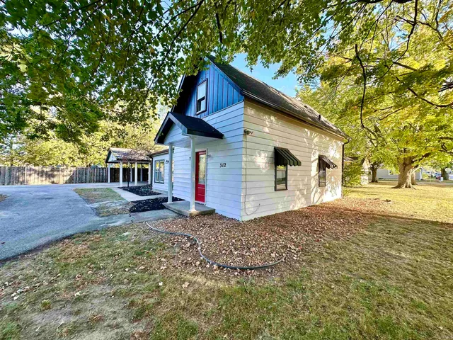 $219,000 | 119 Short Street, Sweetser, IN 46952