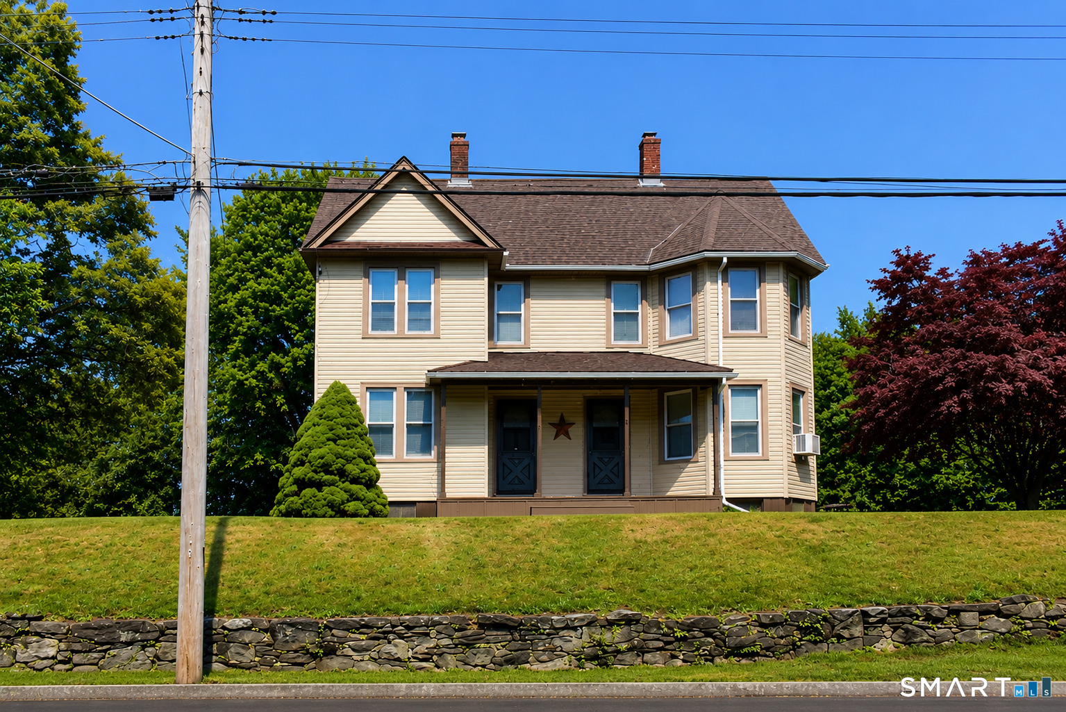 45 Dunham Street Norwich, CT 06360 - Photo 1 of 22