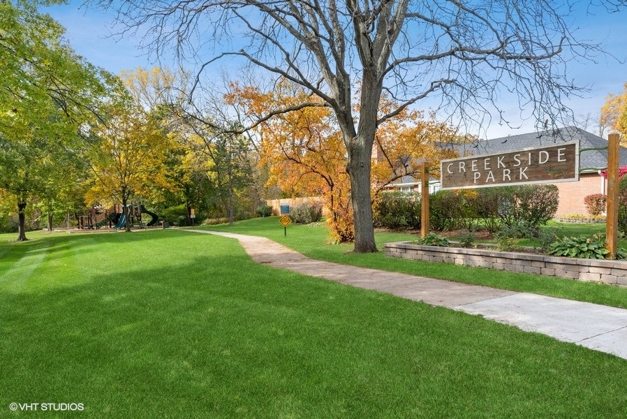 7 Knoll Ridge Road Rolling Meadows, IL 60008 - Photo 32 of 37 a view of park with tree s