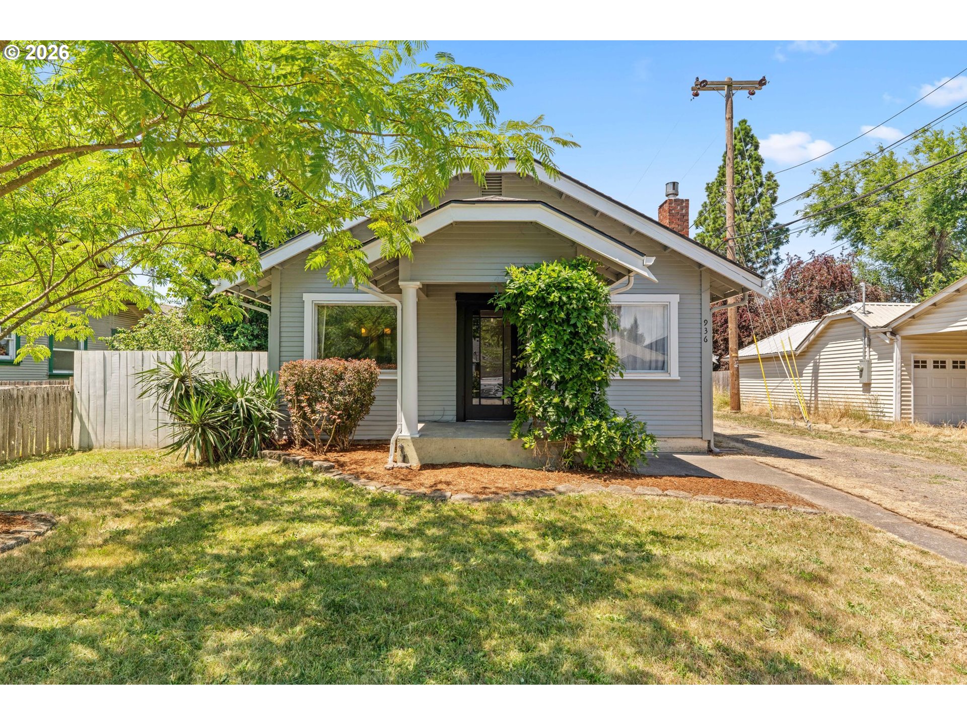 936 Chambers Street Eugene, OR 97402 - Photo 2 of 32