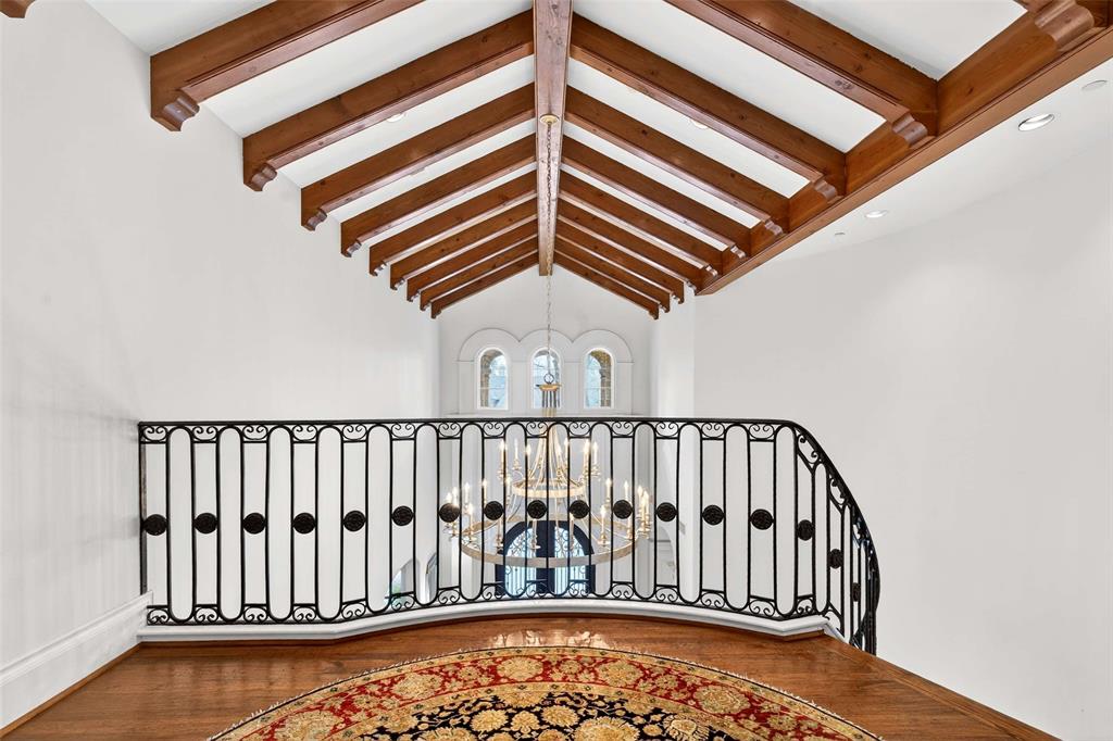 5543 Edlen Drive Dallas, TX 75220 - Photo 3 of 39