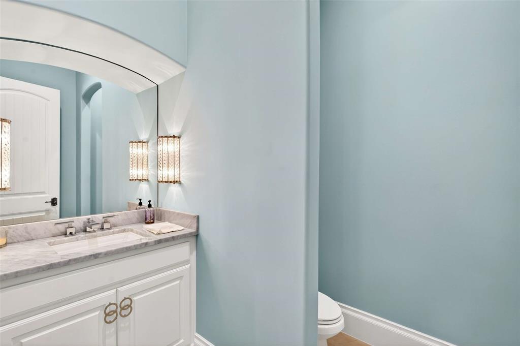 5543 Edlen Drive Dallas, TX 75220 - Photo 8 of 39