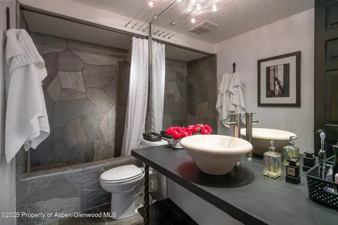 $1,825,000 | 271 Cedar Cove, Glenwood Springs, CO 81601