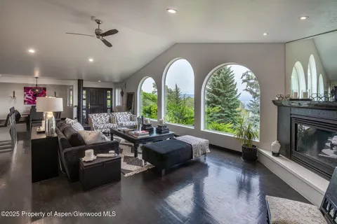 $1,825,000 | 271 Cedar Cove, Glenwood Springs, CO 81601