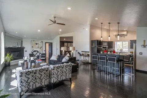 $1,825,000 | 271 Cedar Cove, Glenwood Springs, CO 81601