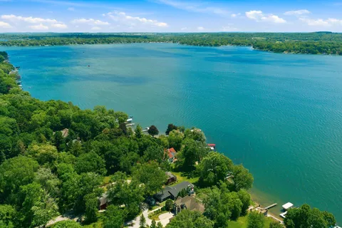$2,000,000 | N30W29393 Hillcrest Drive, Pewaukee, WI 53072