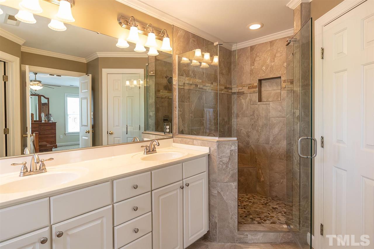 8218 Gadsen Court Raleigh, NC 27613 - Photo 17 of 30 Gallery Image 17