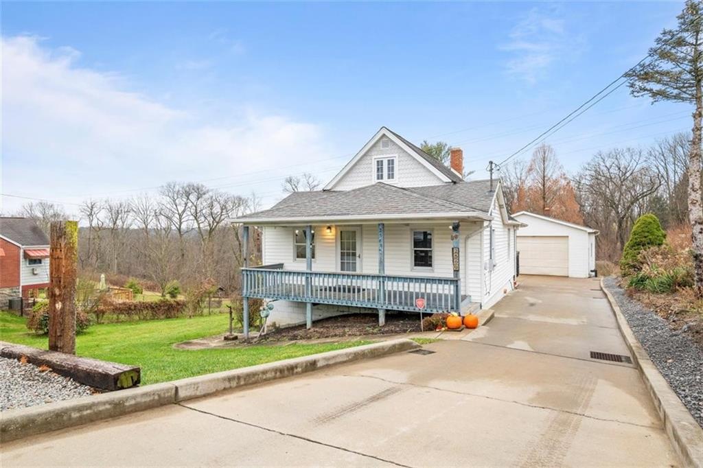 2569 Ridge Rd Extension Baden, PA 15005 - Photo 2 of 21