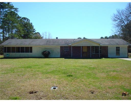 8920 Bolen Road East Moss Point, MS 39562 - Photo 1 of 13 Primary Photo