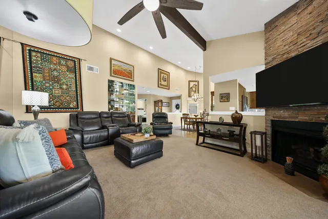 $749,000 | 76745 Chrysanthemum Way, Palm Desert, CA 92211