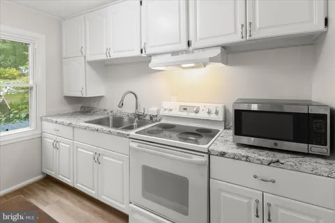 $199,000 | 3 D Plateau Place, Greenbelt, MD 20770