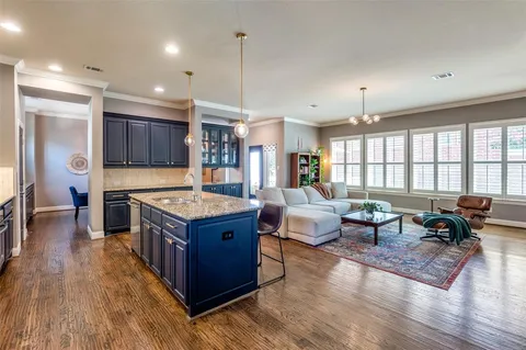 $699,900 | 2305 Pearl Street, McKinney, TX 75071