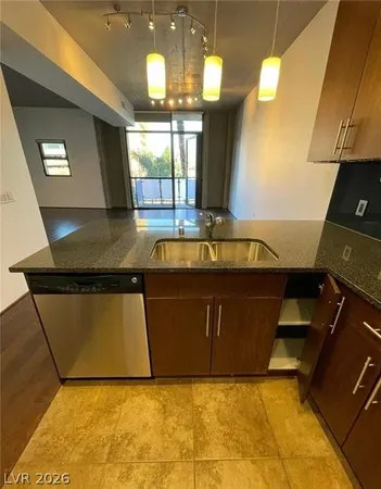 $1,900 | 353 East Bonneville Avenue, Unit 275, Las Vegas, NV 89101