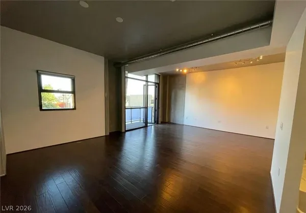 $1,900 | 353 East Bonneville Avenue, Unit 275, Las Vegas, NV 89101